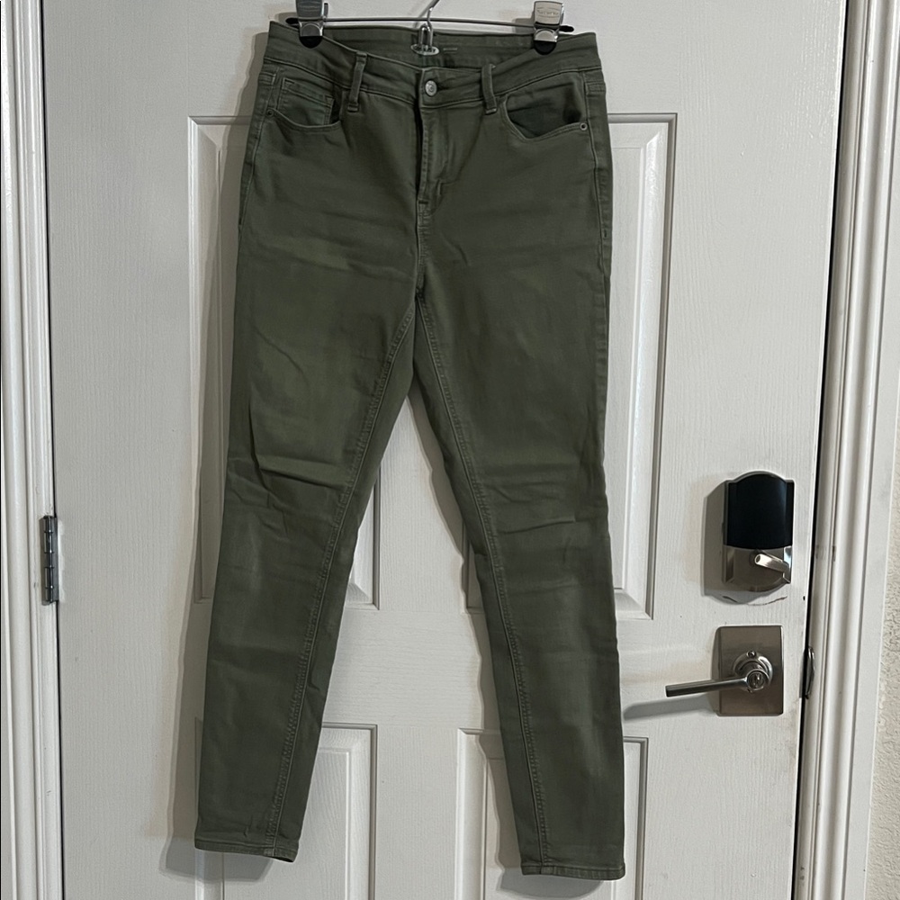 Old Navy Rockstar Super Skinny Pants in Sage